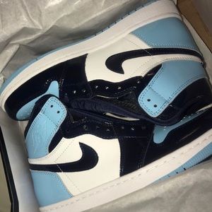 Jordan 1 UNC Blue Chill